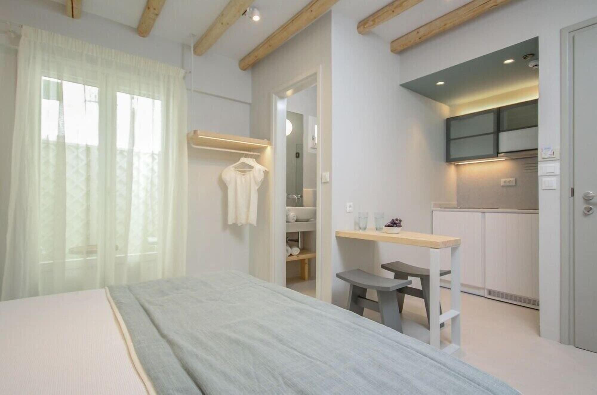 Naxos City Antony Suites (Adults Only) מראה חיצוני תמונה