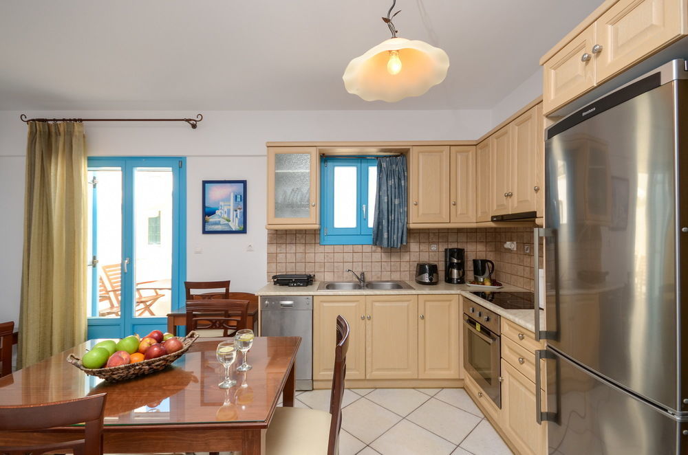 Naxos City Antony Suites (Adults Only) מראה חיצוני תמונה